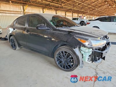 Czwarte zdjęcie samochodu z boku: 2019 KIA RIO S VIN:3KPA24ABXKE215806 - miniatura