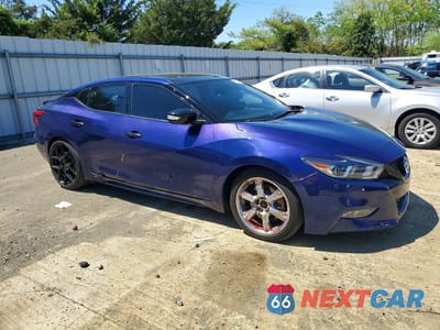 Czwarte zdjęcie samochodu z boku: 2018 NISSAN MAXIMA 3.5 SL VIN:1N4AA6AP0JC385355 - miniatura