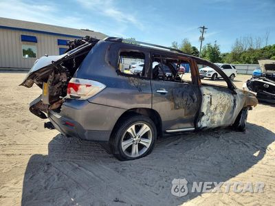 Trzecie zdjęcie samochodu z tyłu: 2013 TOYOTA HIGHLANDER LIMITED VIN:5TDYK3EH3DS138289 - miniatura