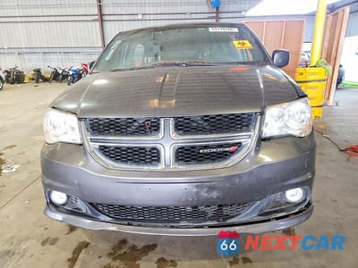 Piąte zdjęcie samochodu w środku: 2019 DODGE GRAND CARAVAN SXT VIN:2C4RDGCG0KR724423 - miniatura