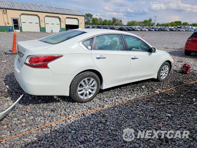 Trzecie zdjęcie samochodu z tyłu: 2015 NISSAN ALTIMA 2.5 S VIN:1N4AL3APXFC295615 - miniatura