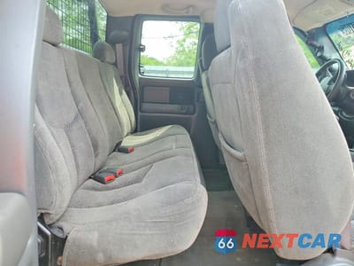 Zdjęcie 10 z 12 samochodu: 2004 CHEVROLET SILVERADO K2500 HEAVY DUTY VIN:1GCHK29284E306644 - miniatura