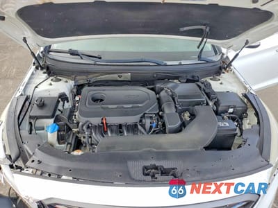 Zdjęcie 11 z 12 samochodu: 2017 HYUNDAI SONATA SPORT VIN:5NPE34AFXHH467092 - miniatura