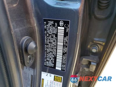 Zdjęcie 12 z 12 samochodu: 2018 TOYOTA PRIUS THREE TOURING VIN:JTDKARFU8J3065912 - miniatura