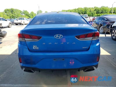 Zdjęcie 6 z 12 samochodu: 2018 HYUNDAI SONATA SPORT VIN:5NPE34AF0JH604028 - miniatura