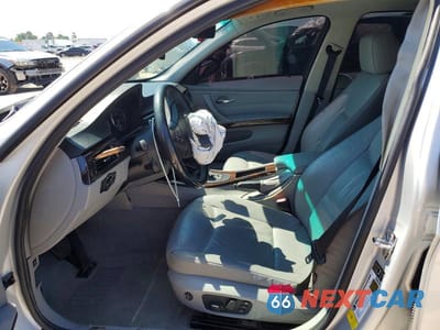 Zdjęcie 7 z 12 samochodu: 2006 BMW 325 I VIN:WBAVB13526PT14808 - miniatura