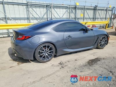 Trzecie zdjęcie samochodu z tyłu: 2023 TOYOTA GR86 BASE VIN:JF1ZNBB15P9763797 - miniatura