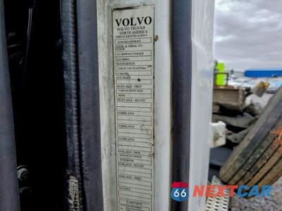 Zdjęcie 10 z 10 samochodu: 2017 VOLVO VNL VIN:4V4N19DG1HN981652 - miniatura