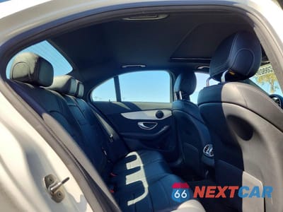 Zdjęcie 10 z 12 samochodu: 2019 MERCEDES-BENZ C 300 VIN:55SWF8DBXKU300005 - miniatura