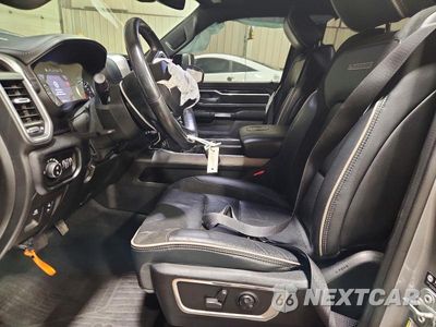 Zdjęcie 7 z 13 samochodu: 2021 RAM 1500 LARAMIE VIN:1C6SRFJT2MN669140 - miniatura