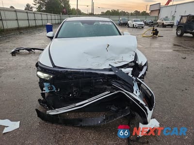 Piąte zdjęcie samochodu w środku: 2025 HYUNDAI SONATA HYBRID SEL VIN:KMHL34JJ4SA104700 - miniatura