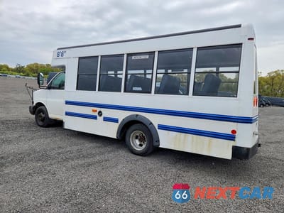 Drugie zdjęcie samochodu z przodu: 2009 GMC SAVANA CUTAWAY G3500 VIN:1GDJG31K891117250 - miniatura