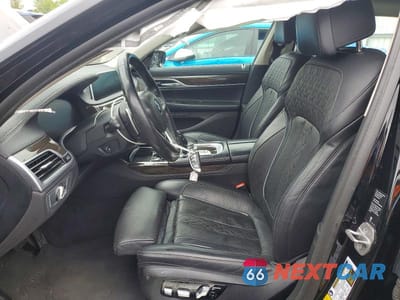 Zdjęcie 7 z 12 samochodu: 2022 BMW 740 XI VIN:WBA7T4C0XNCH65392 - miniatura