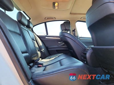 Zdjęcie 10 z 12 samochodu: 2013 BMW 535 XI VIN:WBAFU7C56DDU66946 - miniatura