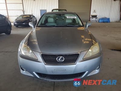Piąte zdjęcie samochodu w środku: 2008 LEXUS IS 250 VIN:JTHBK262485066135 - miniatura