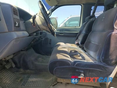 Zdjęcie 7 z 12 samochodu: 1999 FORD F250 SUPER DUTY VIN:1FTNX20F7XEE73327 - miniatura