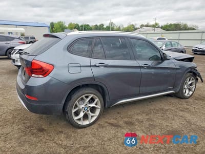 Trzecie zdjęcie samochodu z tyłu: 2015 BMW X1 XDRIVE28I VIN:WBAVL1C5XFVY36885 - miniatura