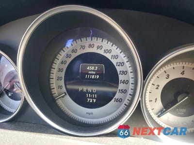 Zdjęcie 9 z 12 samochodu: 2013 MERCEDES-BENZ C 250 VIN:WDDGF4HB8DR259871 - miniatura