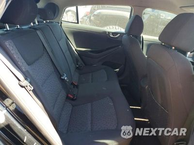Zdjęcie 10 z 12 samochodu: 2019 HYUNDAI IONIQ BLUE VIN:KMHC65LC9KU162621 - miniatura