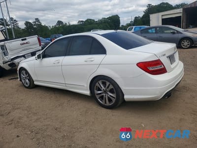 Drugie zdjęcie samochodu z przodu: 2014 MERCEDES-BENZ C 250 VIN:WDDGF4HB0EG206823 - miniatura