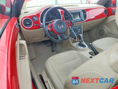 Zdjęcie 8 z 12 samochodu: 2016 VOLKSWAGEN BEETLE S VIN:3VW517AT0GM821155 - miniatura