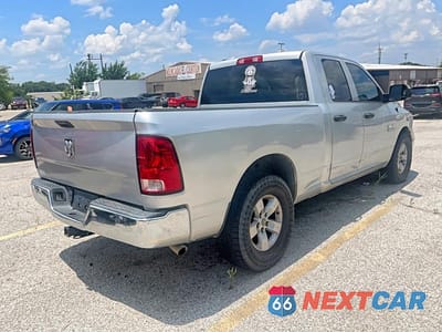 Czwarte zdjęcie samochodu z boku: 2015 RAM 1500 ST VIN:1C6RR6FM4FS624107 - miniatura