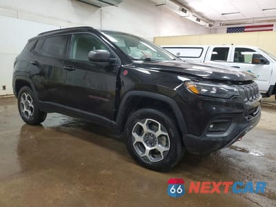 Czwarte zdjęcie samochodu z boku: 2022 JEEP COMPASS TRAILHAWK VIN:3C4NJDDB9NT160474 - miniatura
