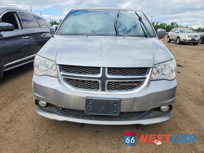Piąte zdjęcie samochodu w środku: 2019 DODGE GRAND CARAVAN SXT VIN:2C4RDGCG5KR747471 - miniatura