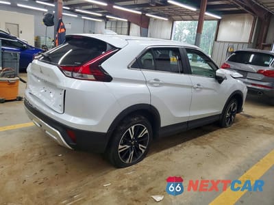 Trzecie zdjęcie samochodu z tyłu: 2024 MITSUBISHI ECLIPSE CROSS SE VIN:JA4ATWAA6RZ044982 - miniatura