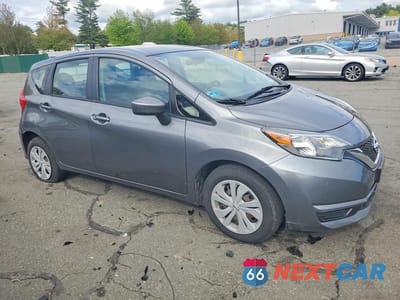 Czwarte zdjęcie samochodu z boku: 2018 NISSAN VERSA NOTE VIN:3N1CE2CP8JL353337 - miniatura