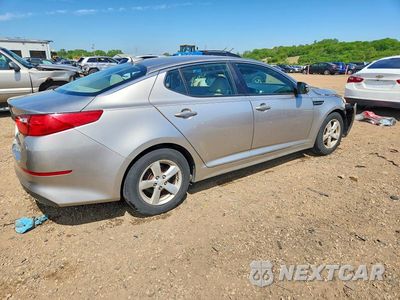 Trzecie zdjęcie samochodu z tyłu: 2015 KIA OPTIMA LX VIN:KNAGM4A7XF5535514 - miniatura