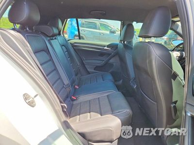 Zdjęcie 10 z 12 samochodu: 2019 VOLKSWAGEN GOLF R VIN:WVWVA7AU4KW208377 - miniatura
