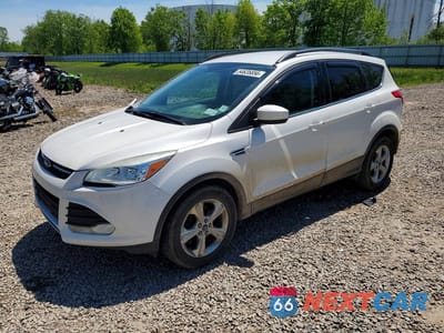 2015 FORD ESCAPE SE 1FMCU9G95FUB08220 - główne zdjęcie licytacji z USA - miniatura