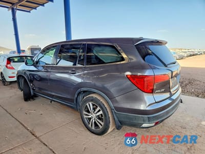 Drugie zdjęcie samochodu z przodu: 2017 HONDA PILOT EXL VIN:5FNYF5H51HB031026 - miniatura