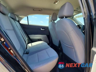 Zdjęcie 10 z 13 samochodu: 2023 KIA RIO S VIN:3KPA25ADXPE531334 - miniatura