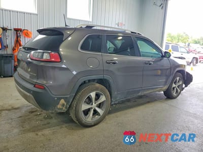 Trzecie zdjęcie samochodu z tyłu: 2021 JEEP CHEROKEE LIMITED VIN:1C4PJMDXXMD196960 - miniatura