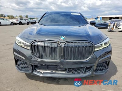 Piąte zdjęcie samochodu w środku: 2022 BMW 740 I VIN:WBA7T2C07NCJ53362 - miniatura