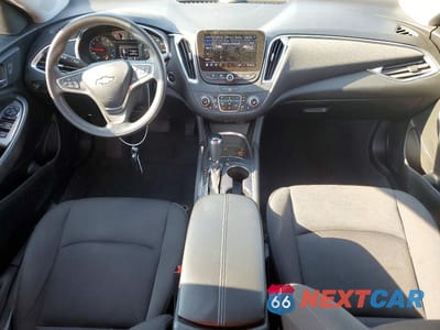 Zdjęcie 8 z 12 samochodu: 2019 CHEVROLET MALIBU LT VIN:1G1ZD5ST5KF188359 - miniatura