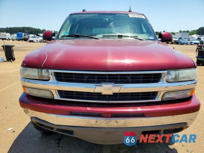 Piąte zdjęcie samochodu w środku: 2004 CHEVROLET SUBURBAN C1500 VIN:1GNEC16Z34J161717 - miniatura