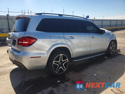 Trzecie zdjęcie samochodu z tyłu: 2018 MERCEDES-BENZ GLS 550 4MATIC VIN:4JGDF7DE3JB151365 - miniatura