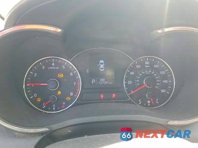 Zdjęcie 9 z 12 samochodu: 2015 KIA FORTE EX VIN:KNAFX4A82F5282037 - miniatura
