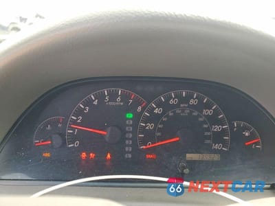 Zdjęcie 9 z 13 samochodu: 2005 TOYOTA CAMRY LE VIN:4T1BE32K75U521559 - miniatura
