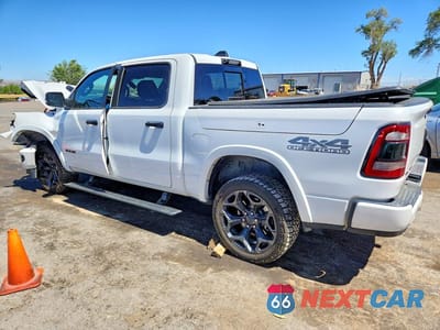 Drugie zdjęcie samochodu z przodu: 2023 RAM 1500 LIMITED VIN:1C6SRFHT9PN551449 - miniatura