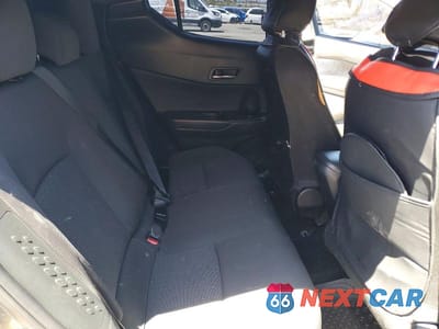 Zdjęcie 10 z 12 samochodu: 2018 TOYOTA C-HR XLE PREMIUM VIN:NMTKHMBX9JR045728 - miniatura