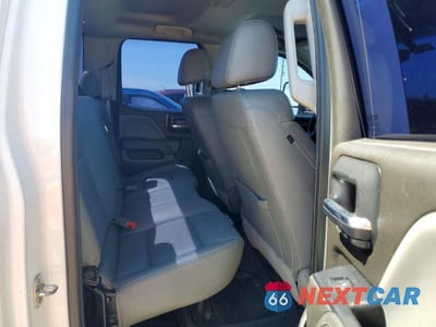 Zdjęcie 10 z 12 samochodu: 2016 CHEVROLET SILVERADO K2500 HEAVY DUTY VIN:1GC2KUEG3GZ114371 - miniatura