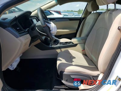 Zdjęcie 7 z 12 samochodu: 2019 HYUNDAI SONATA SE VIN:5NPE24AF5KH809543 - miniatura