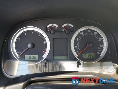Zdjęcie 9 z 12 samochodu: 2004 VOLKSWAGEN JETTA S VIN:3VWSA69M94M093082 - miniatura
