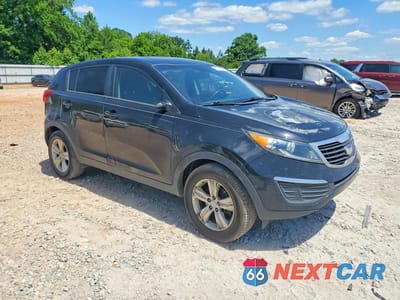 Czwarte zdjęcie samochodu z boku: 2013 KIA SPORTAGE LX VIN:KNDPB3A21D7511529 - miniatura