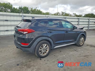 Trzecie zdjęcie samochodu z tyłu: 2018 HYUNDAI TUCSON SEL VIN:KM8J33A41JU822486 - miniatura