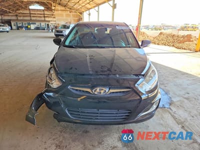 Piąte zdjęcie samochodu w środku: 2013 HYUNDAI ACCENT SE VIN:KMHCU5AEXDU077221 - miniatura